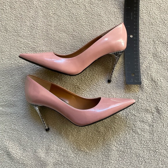 J. Renee soft pink, patent leather heels - Picture 5 of 5